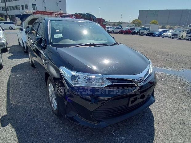 Toyota Axio 2021 Black