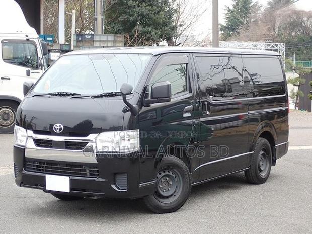 Toyota Hiace GL Dual AC 2021