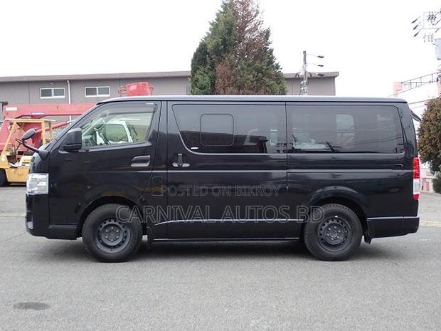 Toyota Hiace GL Dual AC 2021