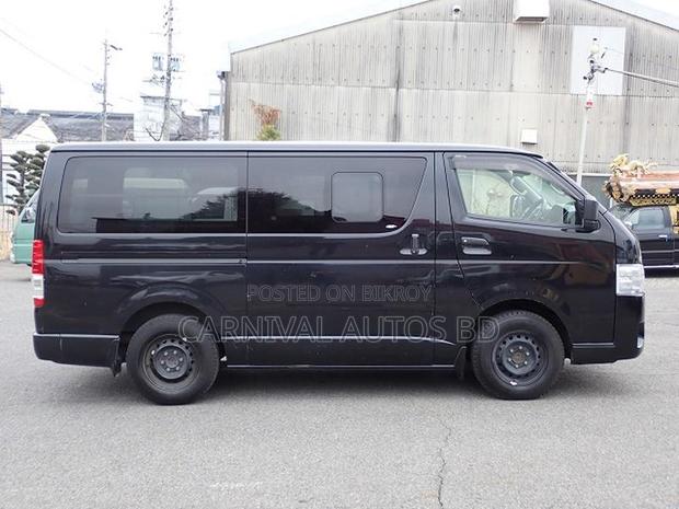 Toyota Hiace GL Dual AC 2021