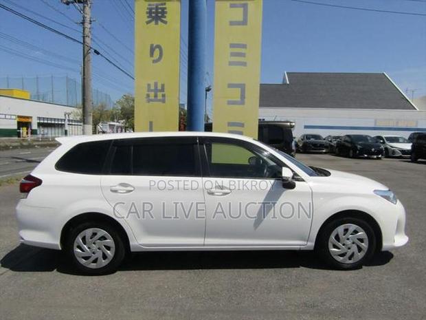 Toyota Fielder Hybrid EX pre order 2021