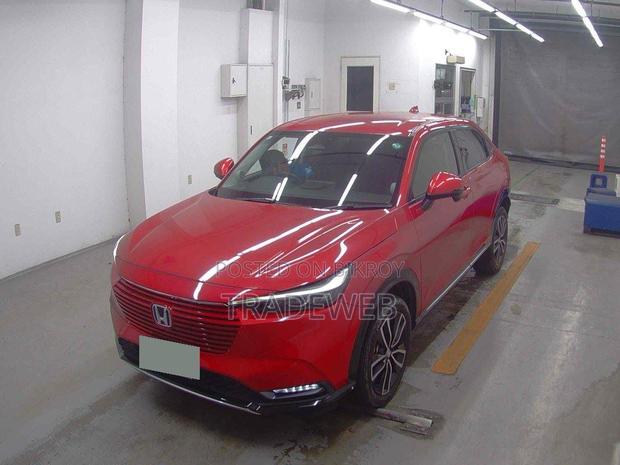 Honda Vezel 2021 Red