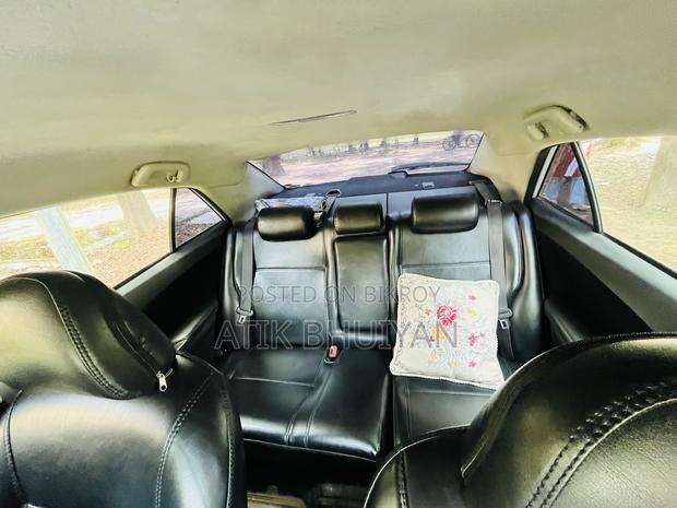 Toyota Premio . 2008
