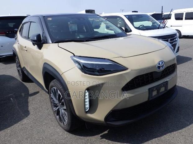 Toyota Yaris Cross 𝐙 𝐋𝐄𝐀𝐓𝐇𝐄𝐑 2021