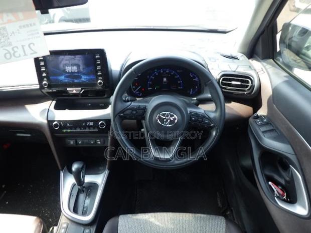 Toyota Yaris Cross 𝐙 𝐋𝐄𝐀𝐓𝐇𝐄𝐑 2021