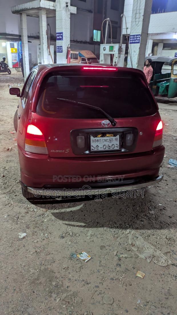 Toyota Starlet . 1996