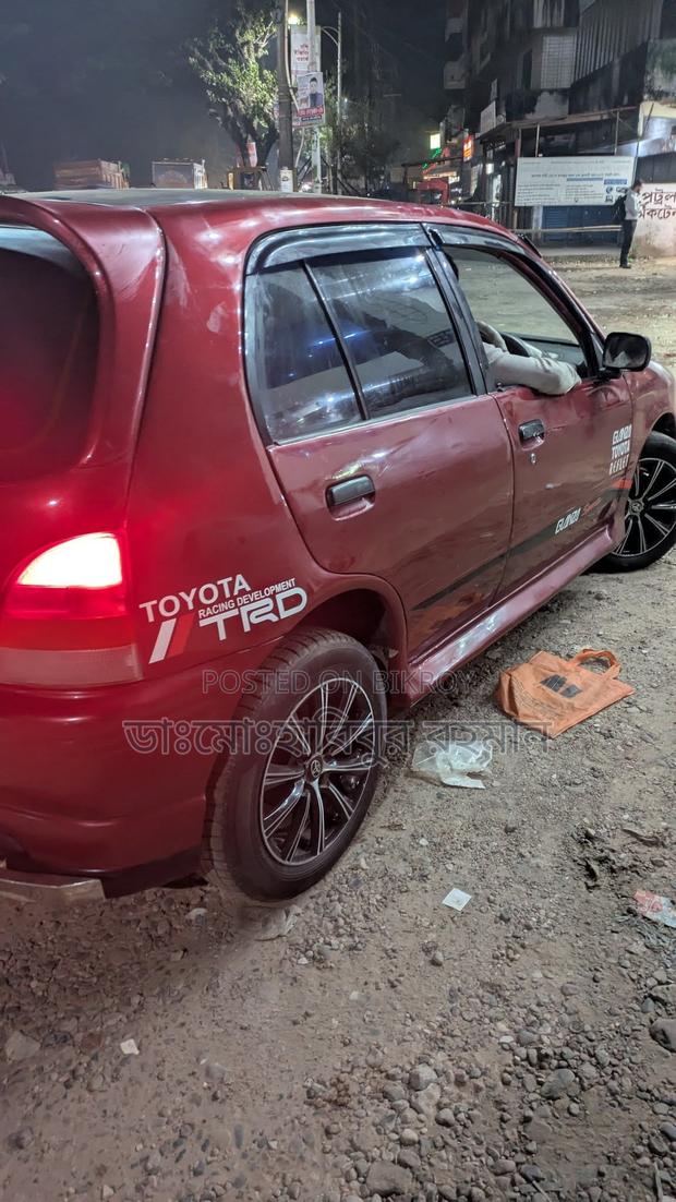 Toyota Starlet . 1996