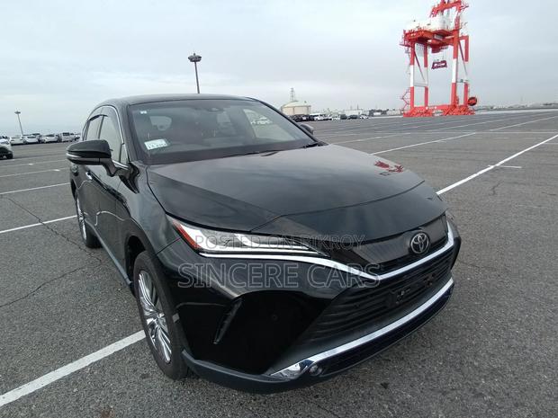 Toyota Harrier Z PKG NON HYBRID 2021