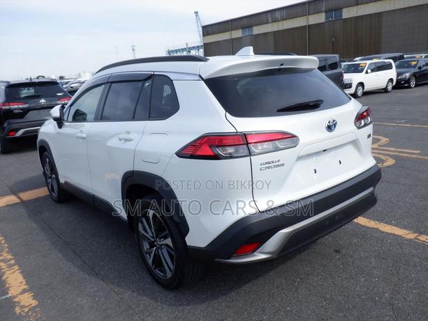 Toyota Corolla Cross Z Pearl Full Option 2021