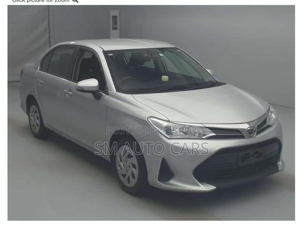 Toyota Axio Non Hybrid EX Silver 2020