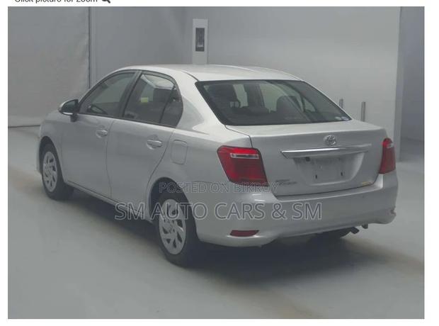 Toyota Axio Non Hybrid EX Silver 2020