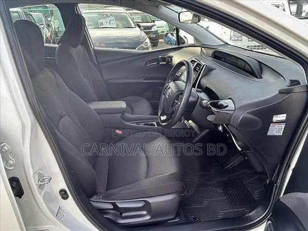Toyota Prius 2020 Pearl