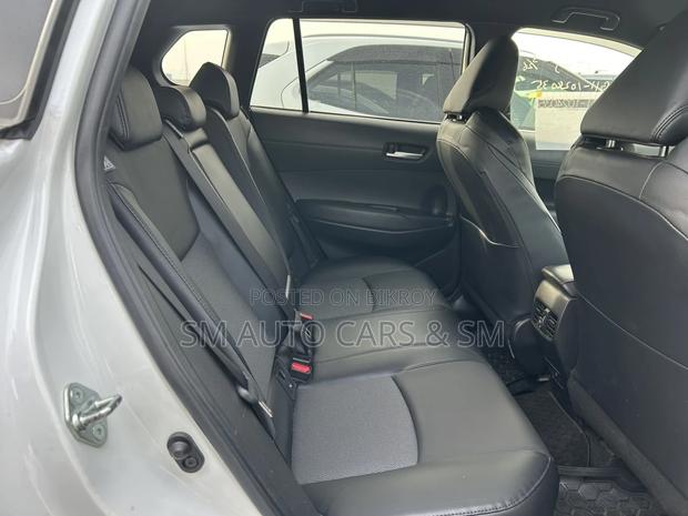 Toyota Corolla Cross Z Pearl Hardtop 2022