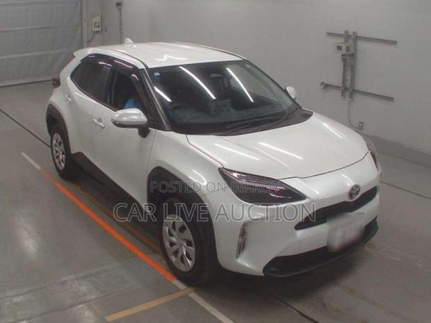 Toyota Yaris Cross hybrid 2021