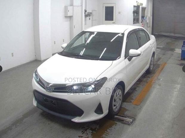 Toyota Axio HYBRID 2023