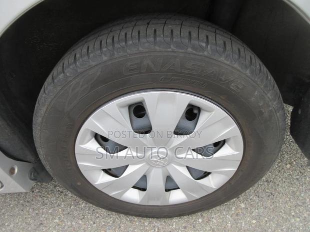 Toyota Noah Non Hybrid X Silver 2021