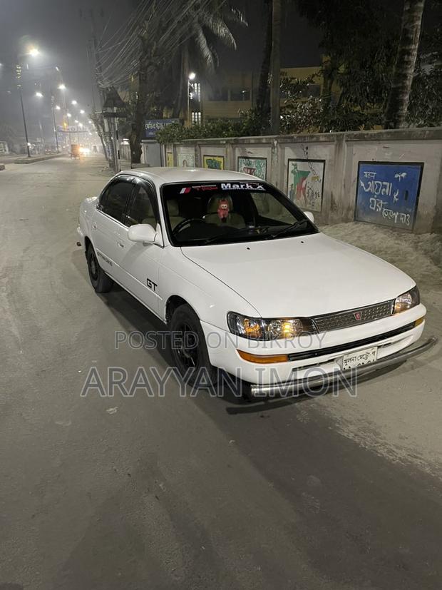 Toyota Corolla ` 1995