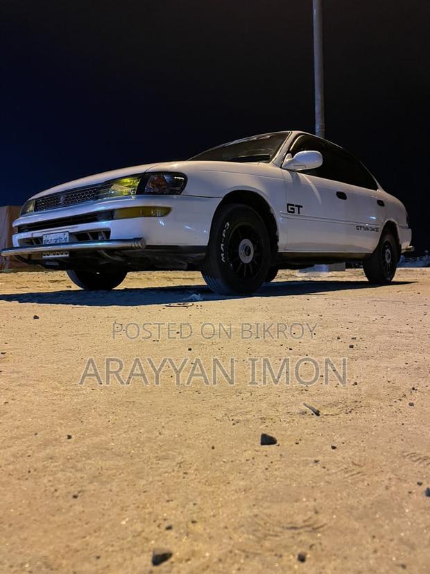 Toyota Corolla ` 1995