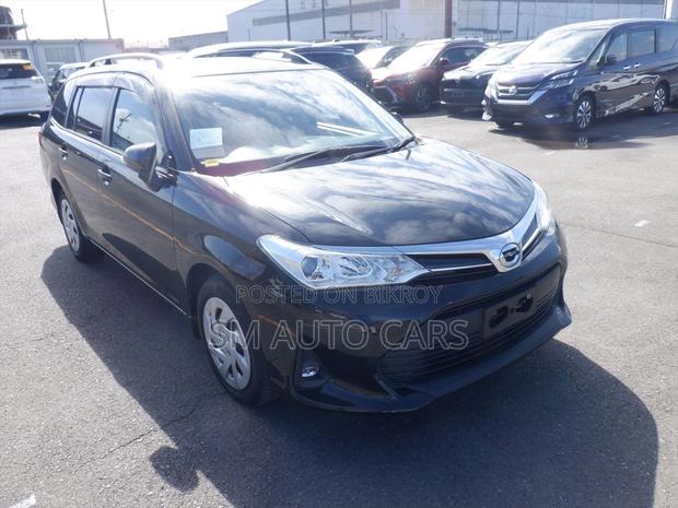 Toyota Fielder Non Hybrid EX Black 2021