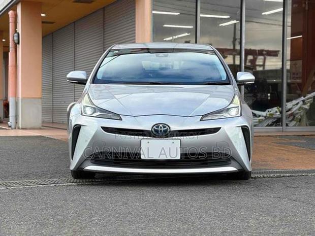 Toyota Prius A HYBRID SILVER 4.5 2020