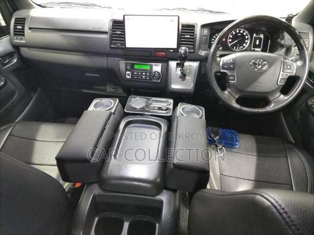 Toyota Hiace SUPER GL 2020