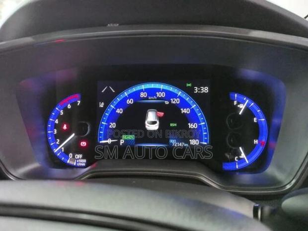 Toyota Corolla Touring WXB Pearl 2T 2021