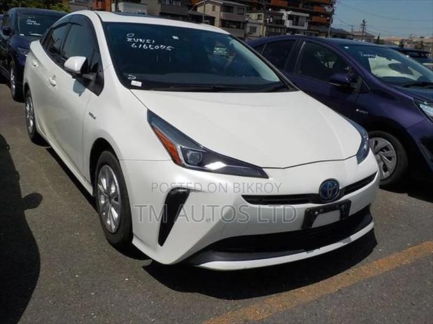 Toyota Prius 2020 Pearl