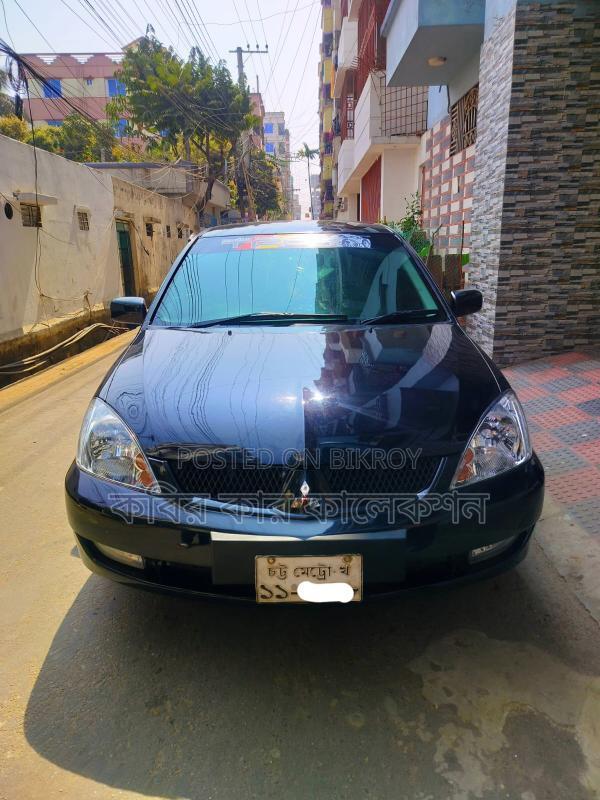 Mitsubishi Lancer gls 2004