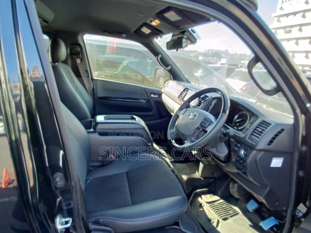 Toyota Hiace SUPER GL DARK PRIME2 2022