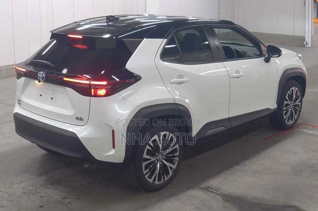 Toyota Yaris Cross HYBRID Z LEATHER PKG 2021