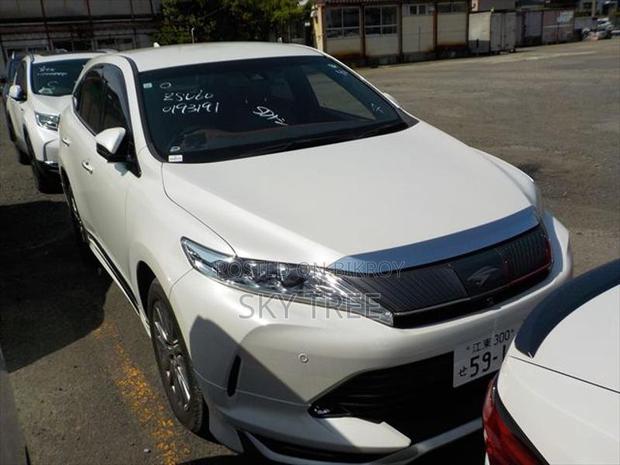 Toyota Harrier Progress Package 2020