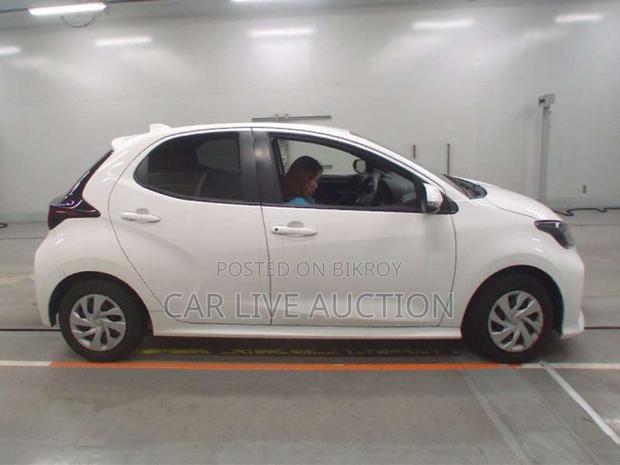 Toyota Yaris Hybrid X 2022