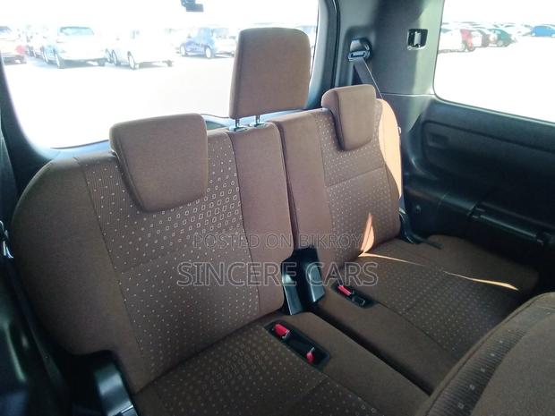 Toyota Noah G NON HYB SUNROOF 2020