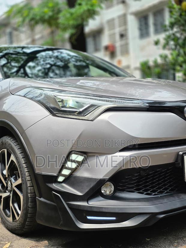Toyota C-HR GLED 2017