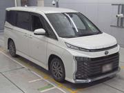 Toyota Noah hybrid 2022 for sale