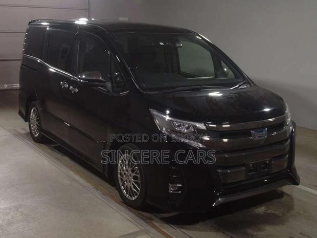 Toyota Noah SI WXB HYBRID 2021