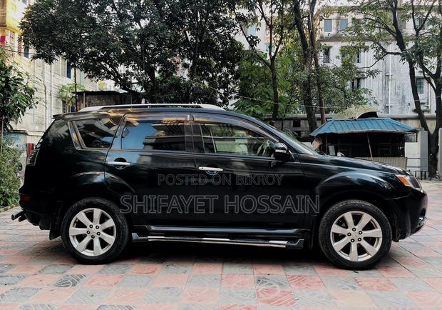 Mitsubishi Outlander Elegance 2010