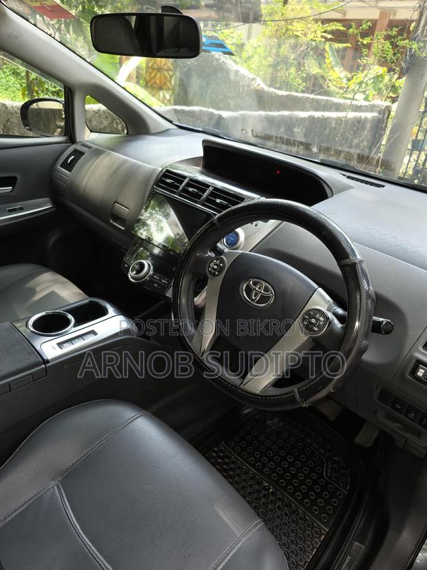Toyota Prius 2014