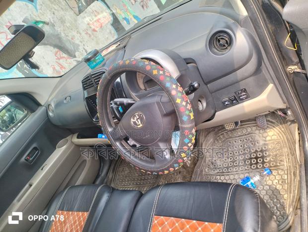 Toyota Passo black 2006