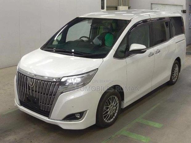 Toyota Esquire 2021