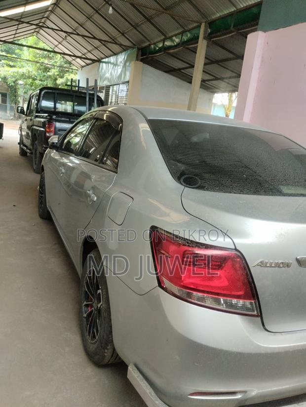 Toyota Allion . 2017