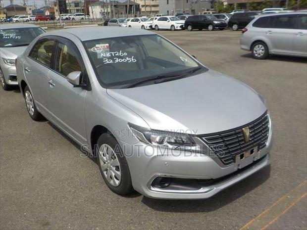 Toyota Premio FL Pkg Silver 2021