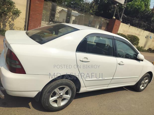 Toyota Corolla 2004 White