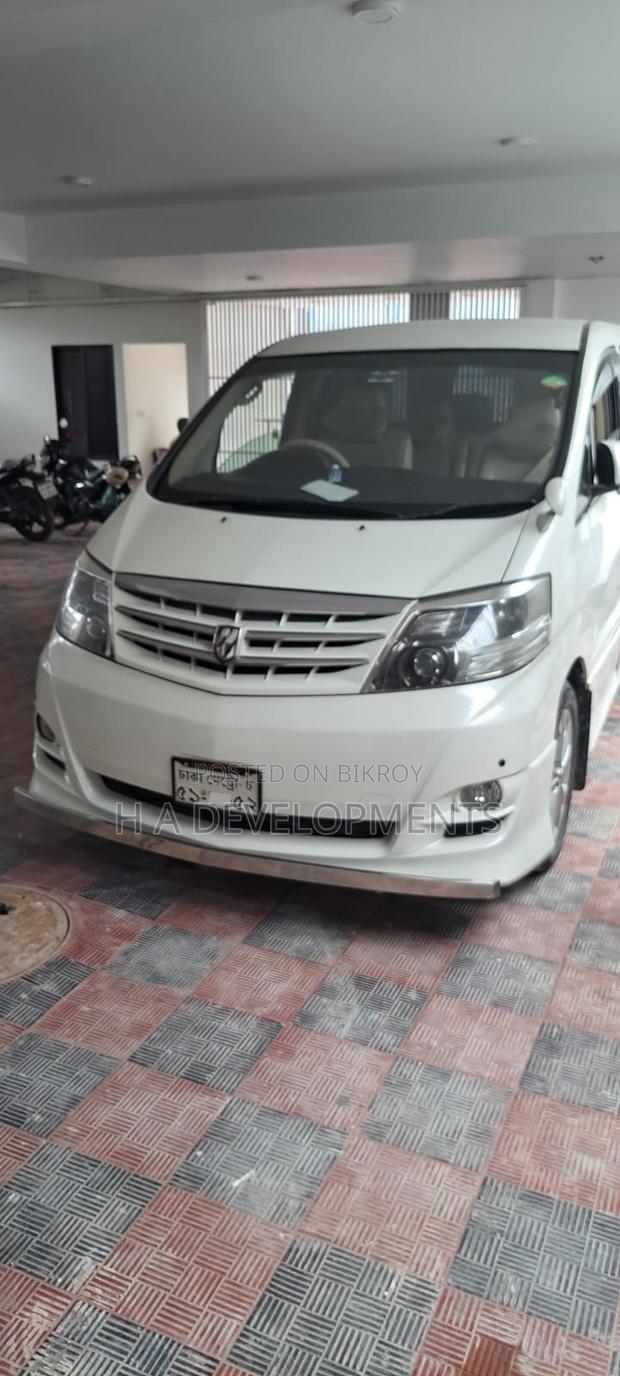 Toyota Alphard 2003