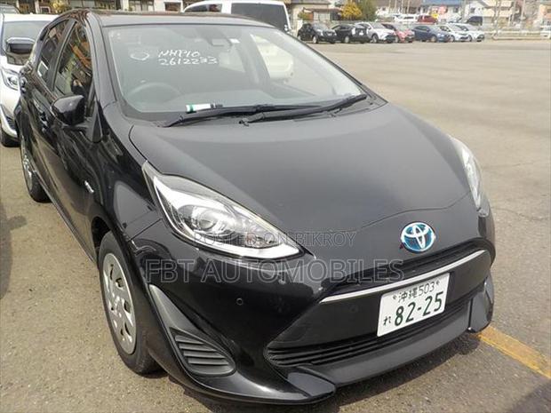 Toyota Aqua S BLACK HYBRID 2019