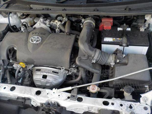 Toyota Axio EX NON HYBRID WHITE 2023