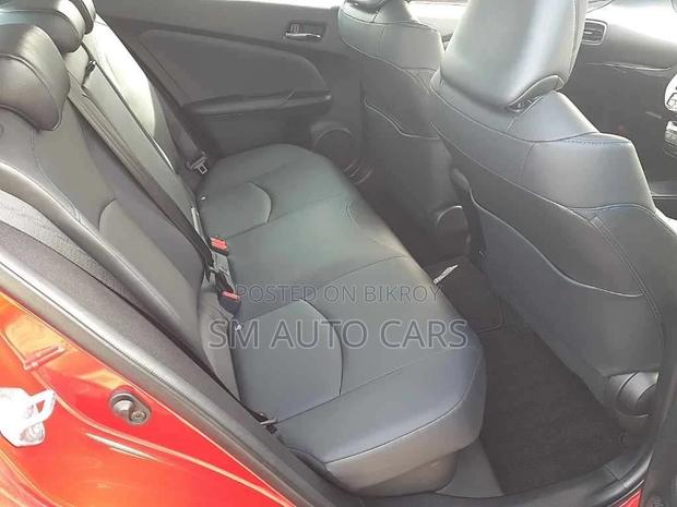 Toyota Prius S Touring Selection 2021