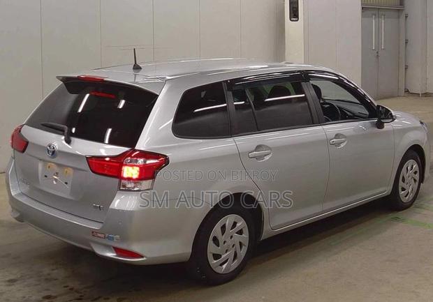 Toyota Fielder Hybrid EX Silver 2021
