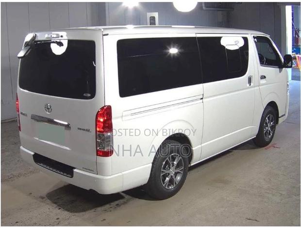 Toyota Hiace SUPER GL 2021
