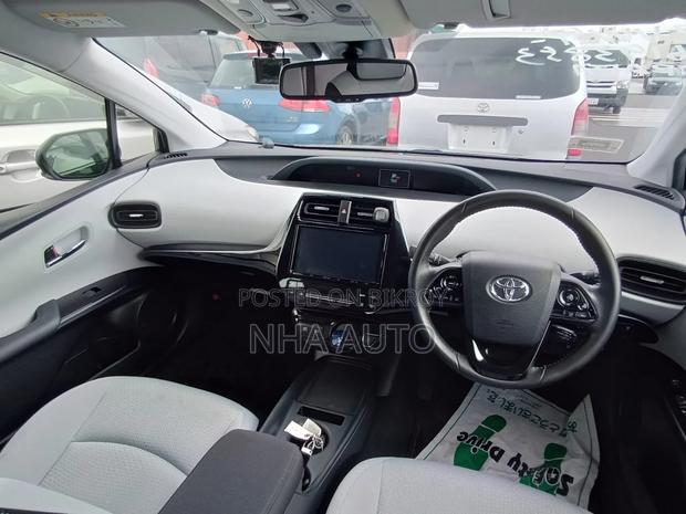 Toyota Prius S SAFETY PLUS 2021